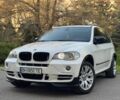 Белый БМВ Х5, объемом двигателя 3 л и пробегом 291 тыс. км за 14990 $, фото 1 на Automoto.ua
