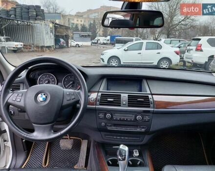 Белый БМВ Х5, объемом двигателя 2.98 л и пробегом 193 тыс. км за 13000 $, фото 25 на Automoto.ua