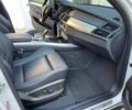Белый БМВ Х5, объемом двигателя 3 л и пробегом 260 тыс. км за 21000 $, фото 6 на Automoto.ua