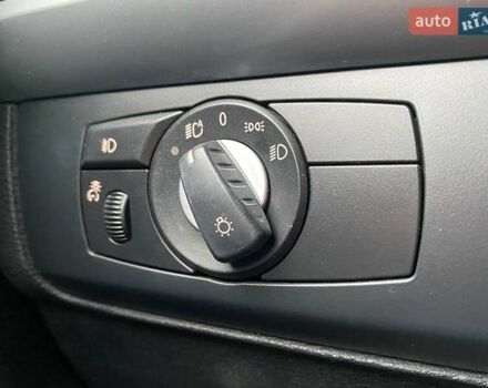 Білий БМВ Х5, об'ємом двигуна 3 л та пробігом 309 тис. км за 12990 $, фото 8 на Automoto.ua