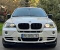 Белый БМВ Х5, объемом двигателя 3 л и пробегом 291 тыс. км за 14990 $, фото 2 на Automoto.ua
