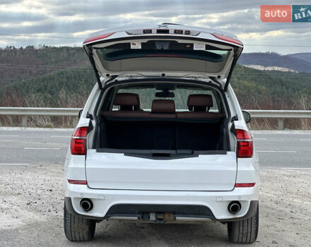 Білий БМВ Х5, об'ємом двигуна 3 л та пробігом 325 тис. км за 17200 $, фото 8 на Automoto.ua