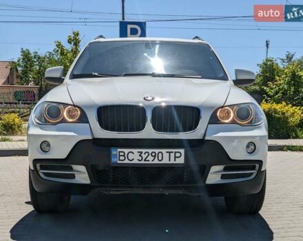 Белый БМВ Х5, объемом двигателя 3 л и пробегом 309 тыс. км за 13600 $, фото 1 на Automoto.ua