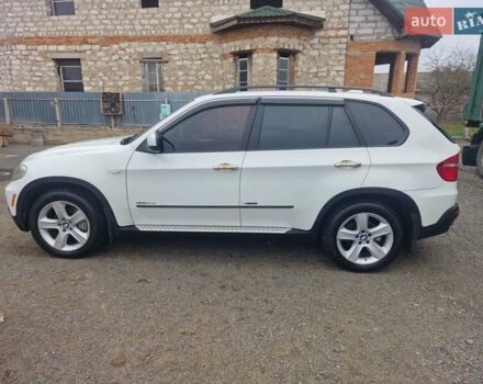 Белый БМВ Х5, объемом двигателя 3 л и пробегом 265 тыс. км за 16000 $, фото 2 на Automoto.ua