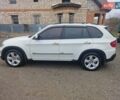 Белый БМВ Х5, объемом двигателя 3 л и пробегом 265 тыс. км за 16000 $, фото 2 на Automoto.ua