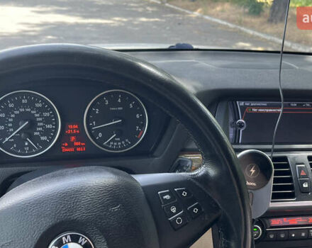 Белый БМВ Х5, объемом двигателя 3 л и пробегом 235 тыс. км за 17500 $, фото 23 на Automoto.ua