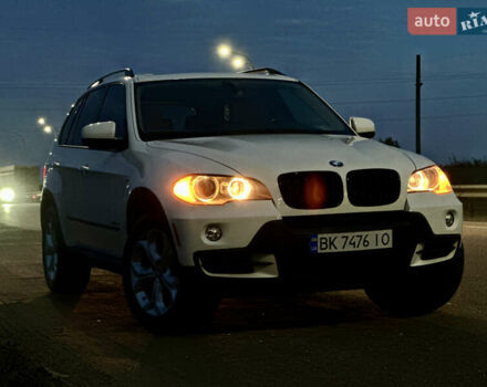 Белый БМВ Х5, объемом двигателя 3 л и пробегом 244 тыс. км за 11700 $, фото 17 на Automoto.ua