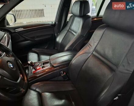 Белый БМВ Х5, объемом двигателя 3 л и пробегом 252 тыс. км за 23000 $, фото 29 на Automoto.ua
