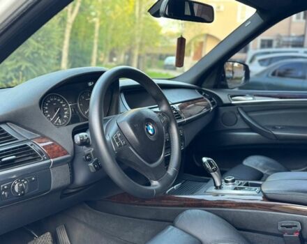 Белый БМВ Х5, объемом двигателя 3 л и пробегом 291 тыс. км за 14990 $, фото 10 на Automoto.ua