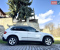 Білий БМВ Х5, об'ємом двигуна 3 л та пробігом 244 тис. км за 13800 $, фото 29 на Automoto.ua