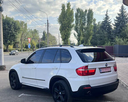 Белый БМВ Х5, объемом двигателя 3 л и пробегом 272 тыс. км за 16900 $, фото 43 на Automoto.ua