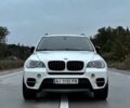 Белый БМВ Х5, объемом двигателя 2.99 л и пробегом 248 тыс. км за 17500 $, фото 1 на Automoto.ua