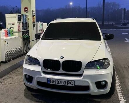 Белый БМВ Х5, объемом двигателя 3 л и пробегом 260 тыс. км за 22400 $, фото 1 на Automoto.ua
