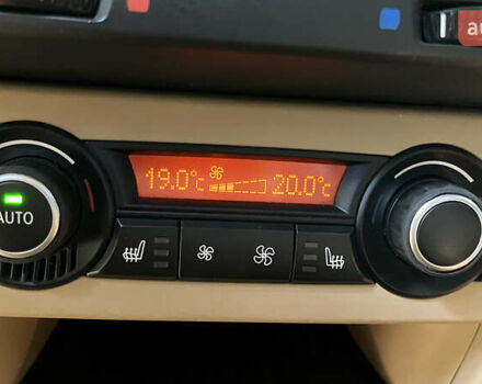 Белый БМВ Х5, объемом двигателя 3 л и пробегом 235 тыс. км за 17500 $, фото 16 на Automoto.ua