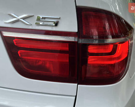Белый БМВ Х5, объемом двигателя 3 л и пробегом 235 тыс. км за 17500 $, фото 9 на Automoto.ua