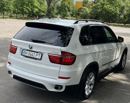 Белый БМВ Х5, объемом двигателя 3 л и пробегом 235 тыс. км за 17500 $, фото 1 на Automoto.ua