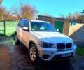 Белый БМВ Х5, объемом двигателя 3 л и пробегом 320 тыс. км за 16800 $, фото 1 на Automoto.ua