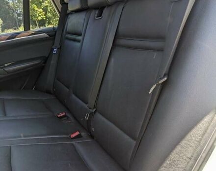 Белый БМВ Х5, объемом двигателя 3 л и пробегом 309 тыс. км за 13600 $, фото 11 на Automoto.ua