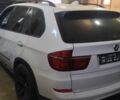 Белый БМВ Х5, объемом двигателя 0 л и пробегом 300 тыс. км за 8000 $, фото 1 на Automoto.ua