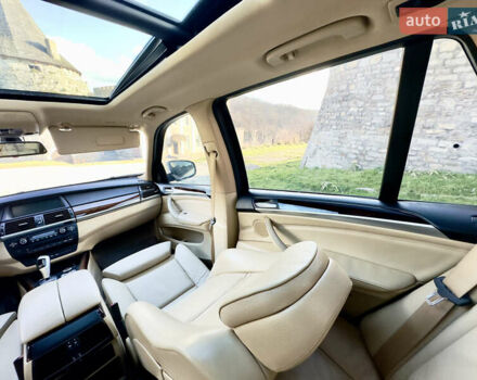 Білий БМВ Х5, об'ємом двигуна 3 л та пробігом 244 тис. км за 13800 $, фото 94 на Automoto.ua