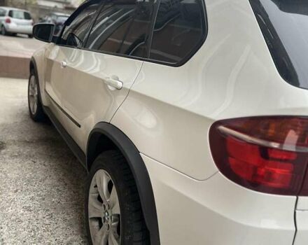 Белый БМВ Х5, объемом двигателя 2.99 л и пробегом 300 тыс. км за 16500 $, фото 4 на Automoto.ua