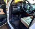 Белый БМВ Х5, объемом двигателя 3 л и пробегом 320 тыс. км за 16800 $, фото 8 на Automoto.ua