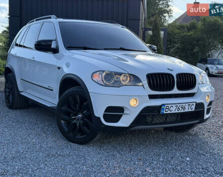 Белый БМВ Х5, объемом двигателя 2.98 л и пробегом 250 тыс. км за 13999 $, фото 4 на Automoto.ua