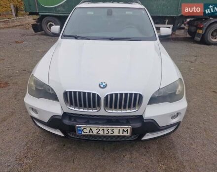 Белый БМВ Х5, объемом двигателя 3 л и пробегом 265 тыс. км за 16000 $, фото 1 на Automoto.ua