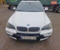 Белый БМВ Х5, объемом двигателя 3 л и пробегом 265 тыс. км за 16000 $, фото 1 на Automoto.ua