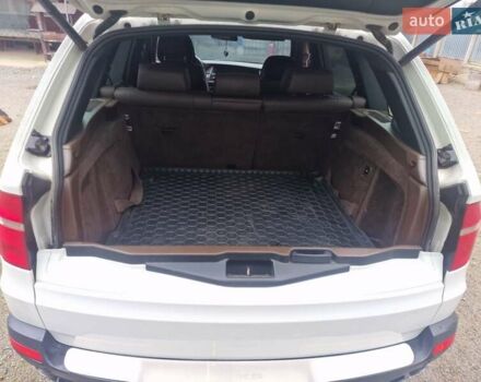 Белый БМВ Х5, объемом двигателя 3 л и пробегом 265 тыс. км за 16000 $, фото 14 на Automoto.ua