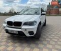 Белый БМВ Х5, объемом двигателя 3 л и пробегом 328 тыс. км за 16500 $, фото 1 на Automoto.ua