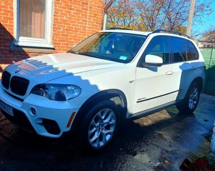 Белый БМВ Х5, объемом двигателя 3 л и пробегом 320 тыс. км за 16800 $, фото 2 на Automoto.ua