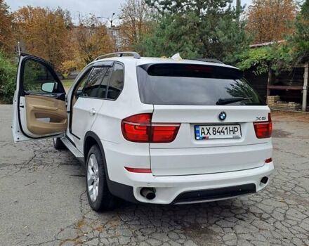 Белый БМВ Х5, объемом двигателя 3 л и пробегом 145 тыс. км за 17500 $, фото 5 на Automoto.ua