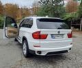 Белый БМВ Х5, объемом двигателя 3 л и пробегом 145 тыс. км за 17500 $, фото 5 на Automoto.ua