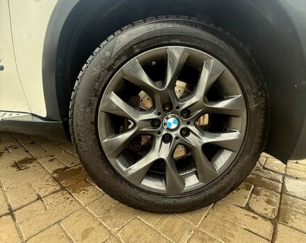 Белый БМВ Х5, объемом двигателя 3 л и пробегом 223 тыс. км за 11500 $, фото 10 на Automoto.ua