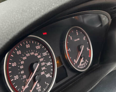 Белый БМВ Х5, объемом двигателя 3 л и пробегом 272 тыс. км за 16500 $, фото 13 на Automoto.ua