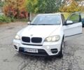 Белый БМВ Х5, объемом двигателя 3 л и пробегом 145 тыс. км за 17500 $, фото 1 на Automoto.ua