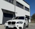 Белый БМВ Х5, объемом двигателя 3.5 л и пробегом 208 тыс. км за 18000 $, фото 1 на Automoto.ua