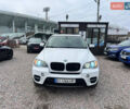 Белый БМВ Х5, объемом двигателя 3 л и пробегом 250 тыс. км за 11250 $, фото 2 на Automoto.ua