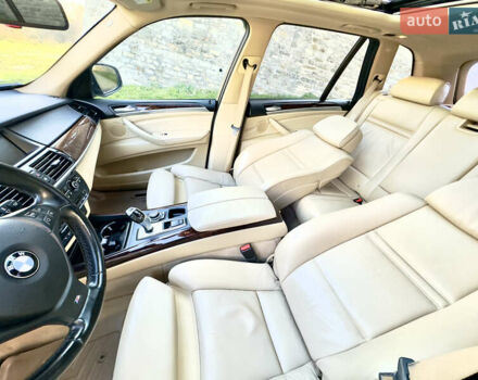 Білий БМВ Х5, об'ємом двигуна 3 л та пробігом 244 тис. км за 13800 $, фото 61 на Automoto.ua