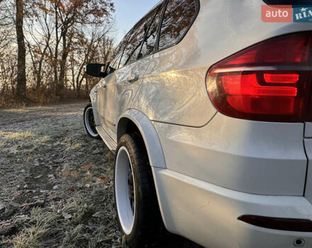 Белый БМВ Х5, объемом двигателя 3 л и пробегом 210 тыс. км за 17000 $, фото 7 на Automoto.ua