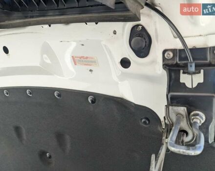 Белый БМВ Х5, объемом двигателя 3 л и пробегом 309 тыс. км за 13600 $, фото 17 на Automoto.ua