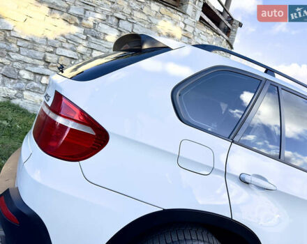 Білий БМВ Х5, об'ємом двигуна 3 л та пробігом 244 тис. км за 13800 $, фото 35 на Automoto.ua