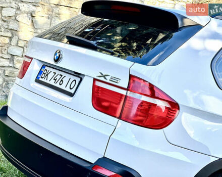 Білий БМВ Х5, об'ємом двигуна 3 л та пробігом 244 тис. км за 13800 $, фото 38 на Automoto.ua