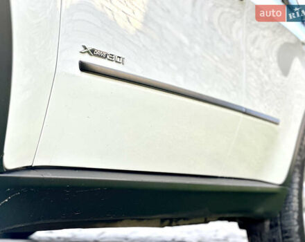 Білий БМВ Х5, об'ємом двигуна 3 л та пробігом 244 тис. км за 13800 $, фото 53 на Automoto.ua