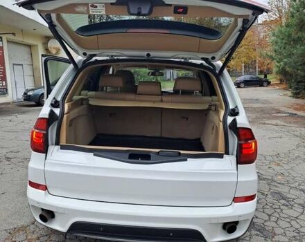 Белый БМВ Х5, объемом двигателя 3 л и пробегом 145 тыс. км за 17500 $, фото 3 на Automoto.ua