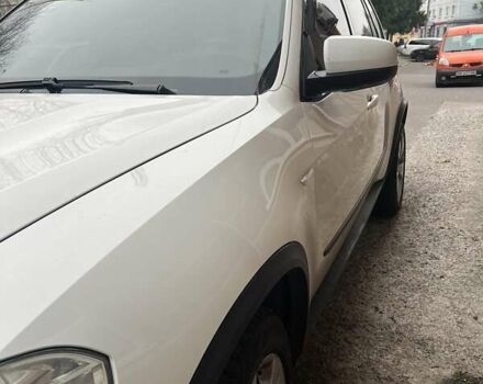 Белый БМВ Х5, объемом двигателя 2.99 л и пробегом 300 тыс. км за 16500 $, фото 3 на Automoto.ua