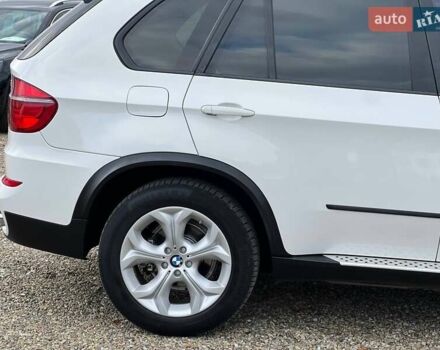 Белый БМВ Х5, объемом двигателя 3 л и пробегом 223 тыс. км за 15800 $, фото 12 на Automoto.ua