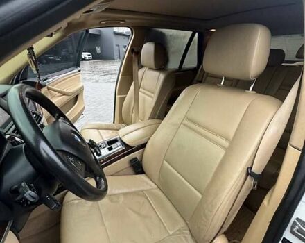 Білий БМВ Х5, об'ємом двигуна 3 л та пробігом 238 тис. км за 15500 $, фото 15 на Automoto.ua