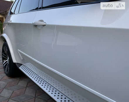 Белый БМВ Х5, объемом двигателя 2.98 л и пробегом 250 тыс. км за 15750 $, фото 15 на Automoto.ua